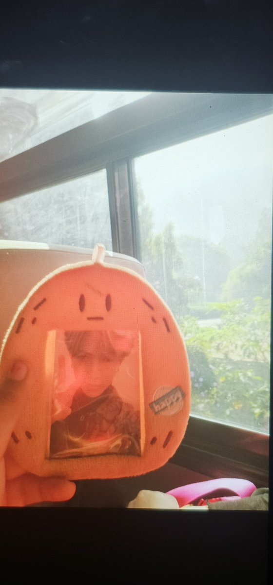 hakutosito's tweet photo. Soy una ATINY 🇵🇪 qué sólo quiere cumplir su sueño; conocer a su banda favorita del todo el universo. ❤🧡💛💚💙💜🤎🖤🤍🩷🩵🩶💌

#ATEEZ #에이티즈
#Zero_To_All_LATAM 
#Zero_To_All_PERU https://t.co/sUOIzeRMig