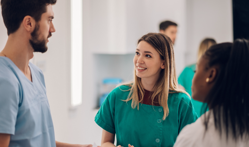 oslertech's tweet photo. Ward rounds can feel like a race: listen to the consultant, find results, write the note, chart medications and somehow keep up as the team moves on.

It's hard to know what to do sometimes.

Here's some tips from those who have been there before

https://t.co/FBQkvC2qVE

#meded #MedicalEducation #FOAMed #juniordoctors #jdocs #TipsForNewDocs