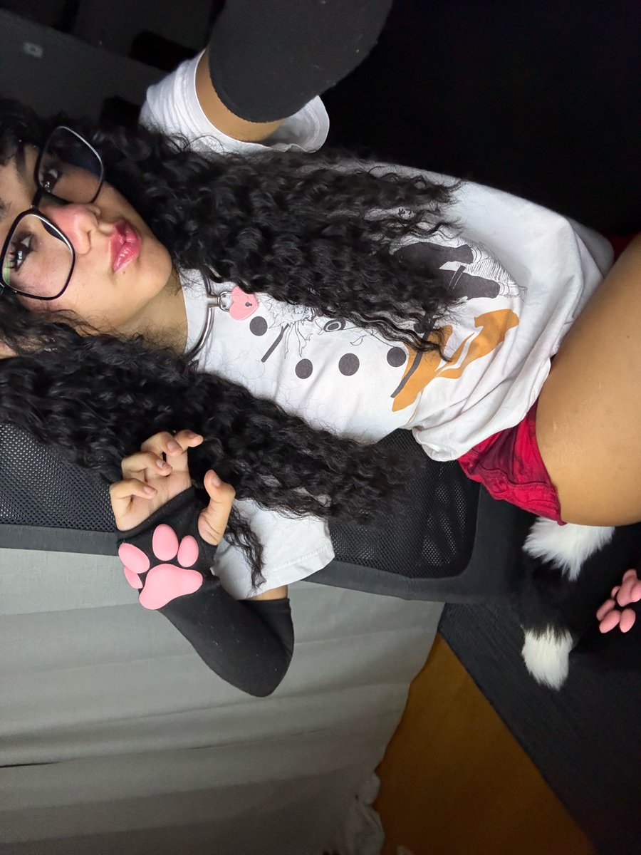 miamidnight13's tweet photo. toe beans have entered the chat:3

#goonette #puppygirl #slut #pawsocks #puppyplay https://t.co/AJ2ppFlyTU
