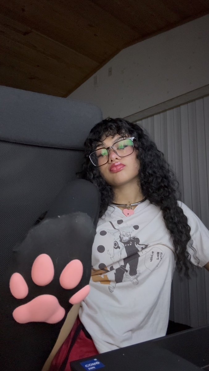 miamidnight13's tweet photo. toe beans have entered the chat:3

#goonette #puppygirl #slut #pawsocks #puppyplay https://t.co/AJ2ppFlyTU