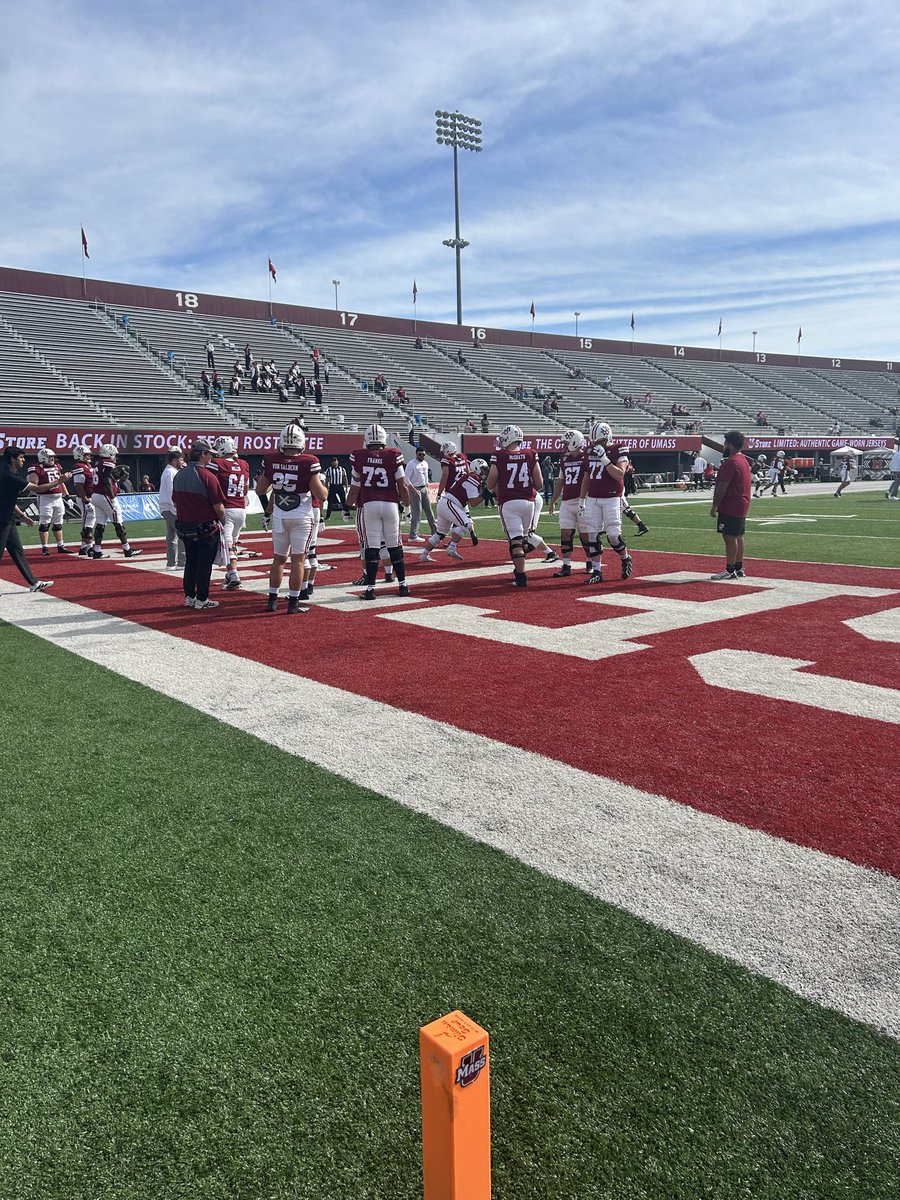 ThomasMitche11's tweet photo. I had a great game-day visit at UMass today for their homecoming game against Miami OH. The facilities and coaching staff were amazing. @UMassCaleb @UMassFootball @sethgillen_ @yarnevich @Trinity_HSFB @SamuelMulbah20 @Coach_Valentino @CoachWhiteUMass https://t.co/n9S8NZDYZh