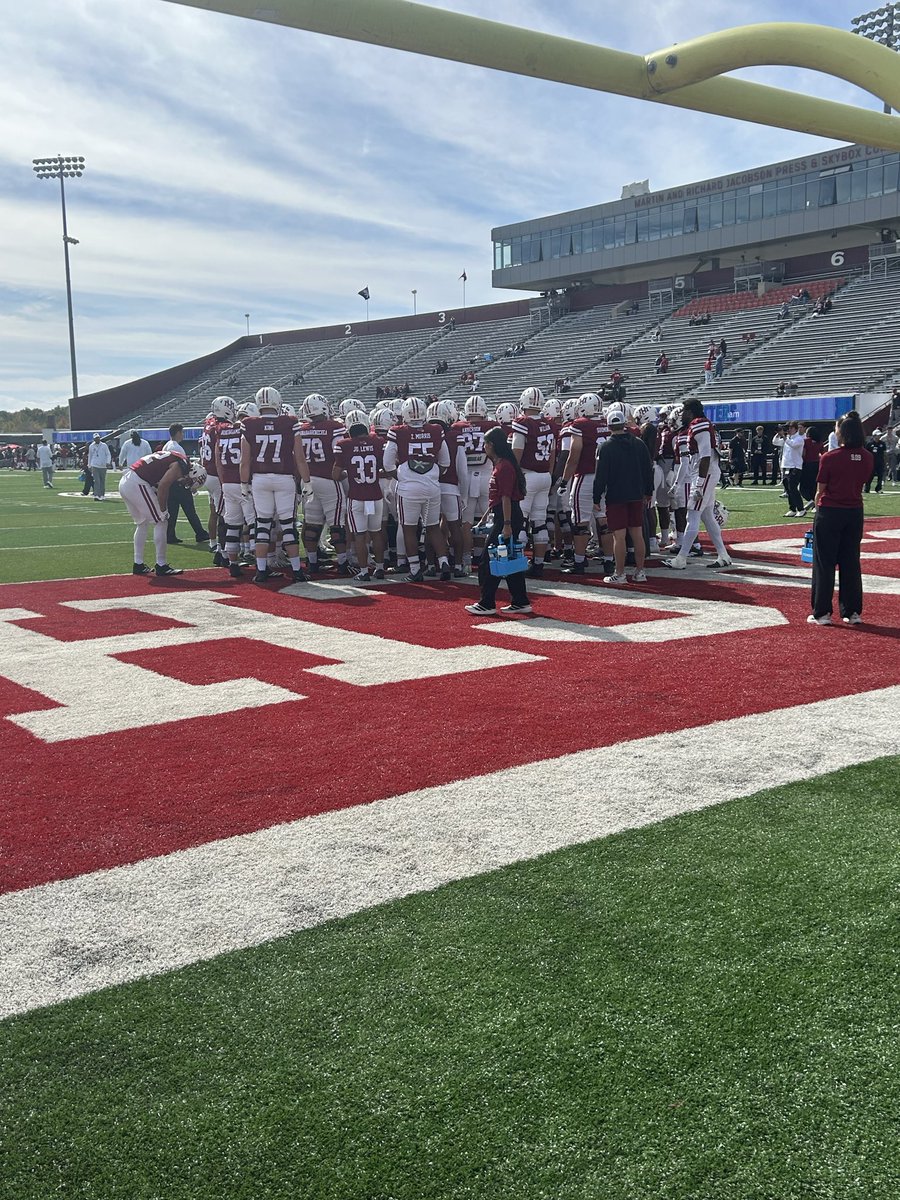 ThomasMitche11's tweet photo. I had a great game-day visit at UMass today for their homecoming game against Miami OH. The facilities and coaching staff were amazing. @UMassCaleb @UMassFootball @sethgillen_ @yarnevich @Trinity_HSFB @SamuelMulbah20 @Coach_Valentino @CoachWhiteUMass https://t.co/n9S8NZDYZh