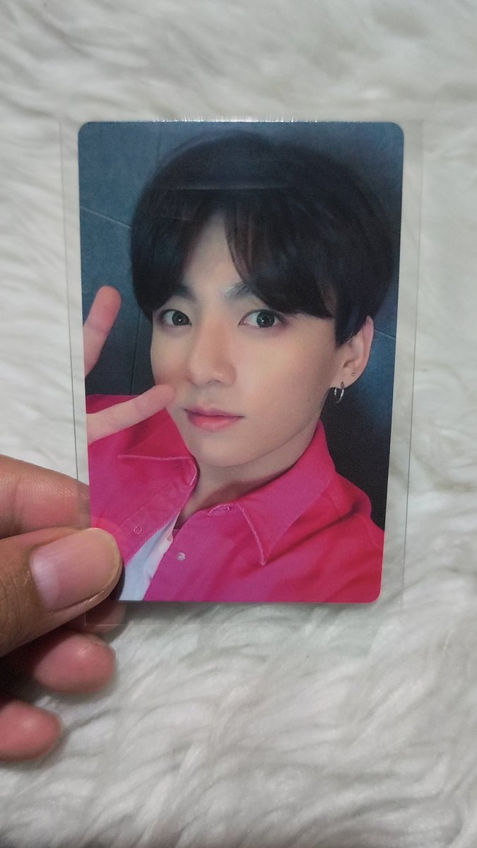 razel_lovestk's tweet photo. wts lfb 

Jungkook lights pc

650 payo + sf

Location: Mindanao https://t.co/5rA0f3lQuv