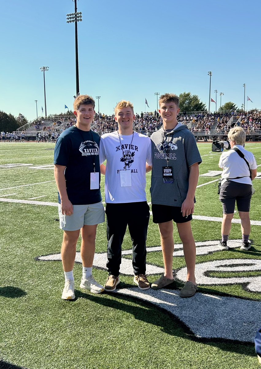 c_tylinski's tweet photo. Thank you @UWSPFootball for inviting me to your homecoming game!! 
@MJ_NFLDraft  @TravisBOUND https://t.co/CHpsH5wxq0