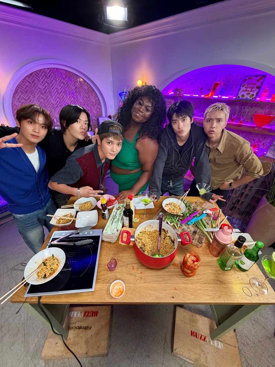 127media's tweet photo. [261011] atribecalledjoyce instagram update with #NCT127

“6 baddies in one Porsche!?!? 🚗 Unfortunately, I’ll never get over this! @/nct127, just know the kitchen is always waiting for ya” https://t.co/PUCyuEohMm