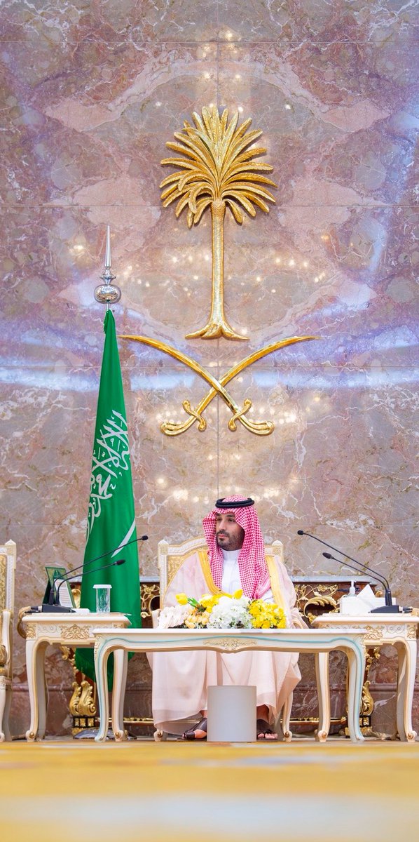 ksa_love0's tweet photo. دعواتكم له والله ان هذا الرجل #محمد_بن_سلمان‌ 
انه يحارب من اجل ازدهار الوطن والمواطن واستقرار الشرق الاوسط وفي خدمة المسلمين الله يطول عمره ويجعله ذخر للاسلام والمسلمين ادعو له. https://t.co/T7hlwd9fBM