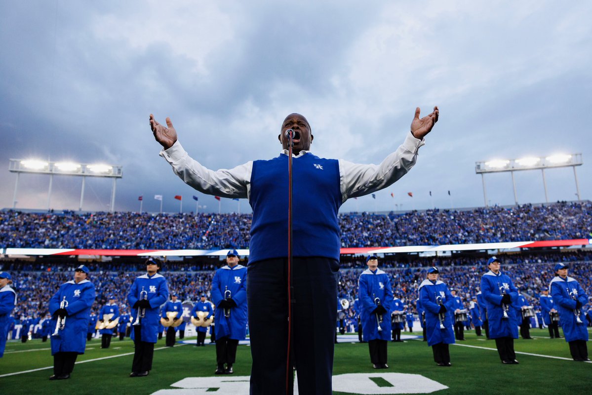 UKAthletics's tweet photo. WHAT AN ATMOSPHERE 🤩 https://t.co/9CGtLv9kIn