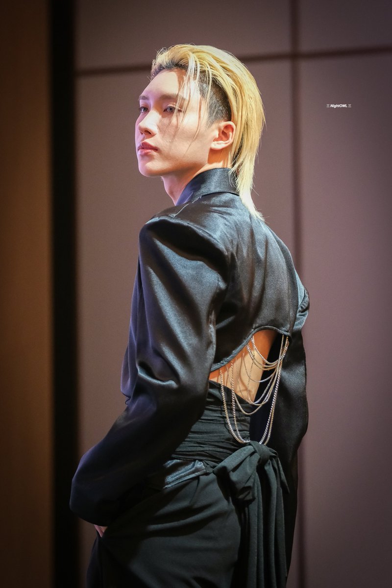 nanalee1805's tweet photo. Good morning 💕 @Noeul_lee6
#NoeulAnnyeong #S2TheSunset
#Noeulnuttarat #MagentaBoy
#Horizone https://t.co/Rjpq6x2Lqi