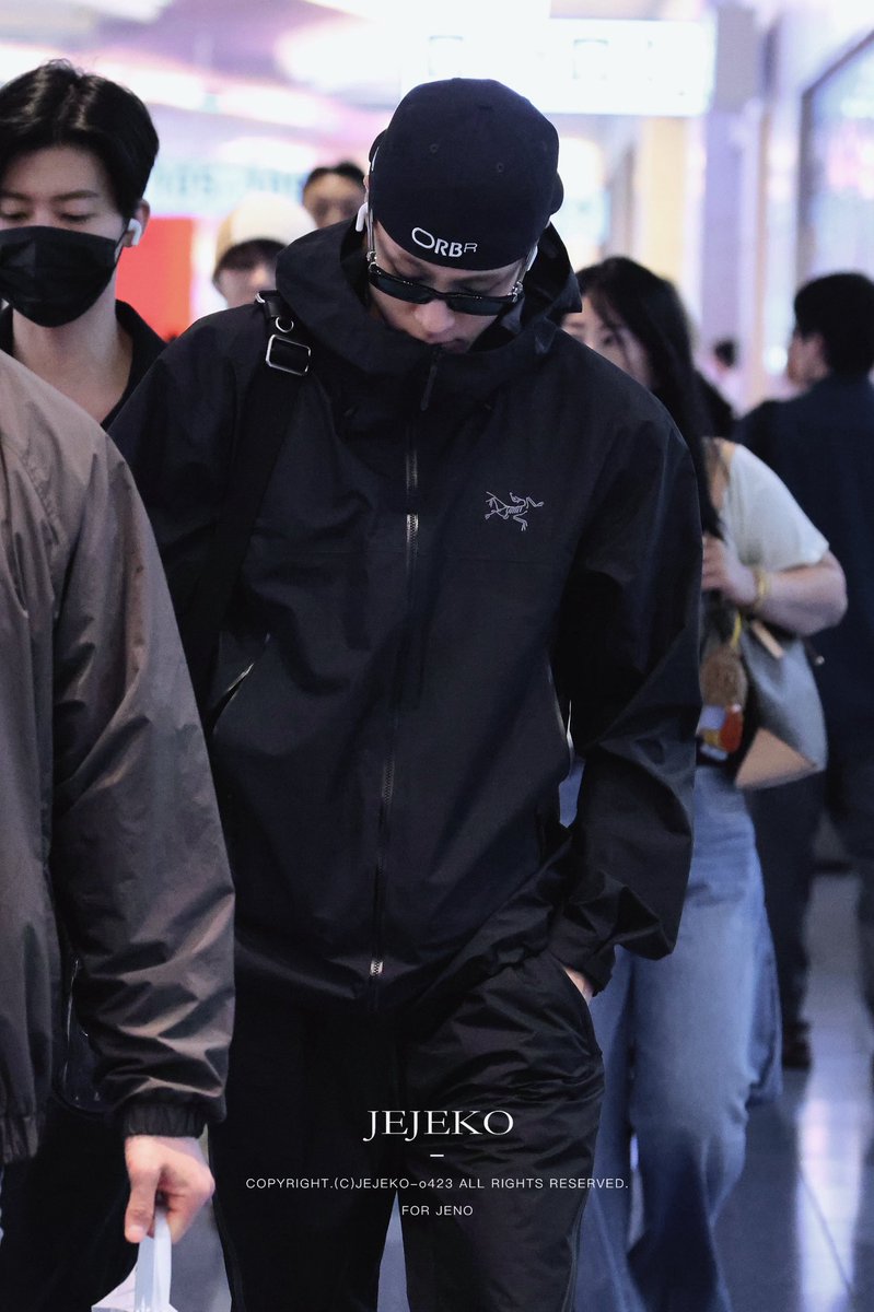 jenomorollss's tweet photo. omg i love his style so much😭😭 https://t.co/robNRa32Ke