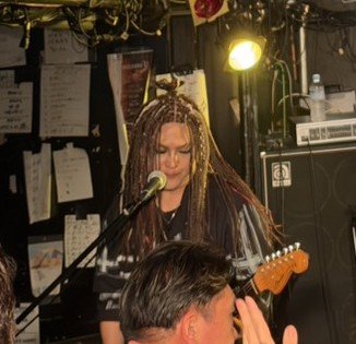 higu299's tweet photo. LUNATIC SANJO 2026
今回は、自分演奏ｲﾏｲﾁ(ﾐｽしまくった)でしたが
ｺｽﾌﾟﾚは満足👍
手作りのｳｨｯｸﾞ･衣装頑張ったぞぉ〜🙌
演者･お客様から有難いお誉めのお言葉(ｻｳﾝﾄﾞ･ﾌﾟﾚｲｽﾀｲﾙ･ｺｽﾌﾟﾚ)を頂き感謝🙂‍↕️

#LUNATICSANJO
#INORAN
#ｺｽﾌﾟﾚ
#LUNASEA https://t.co/PSm3a9hxck