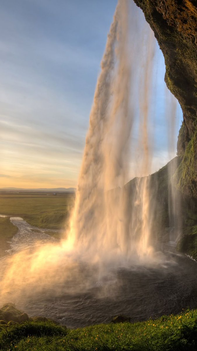 echoesofworld's tweet photo. Iceland https://t.co/9B09eTm5Mx