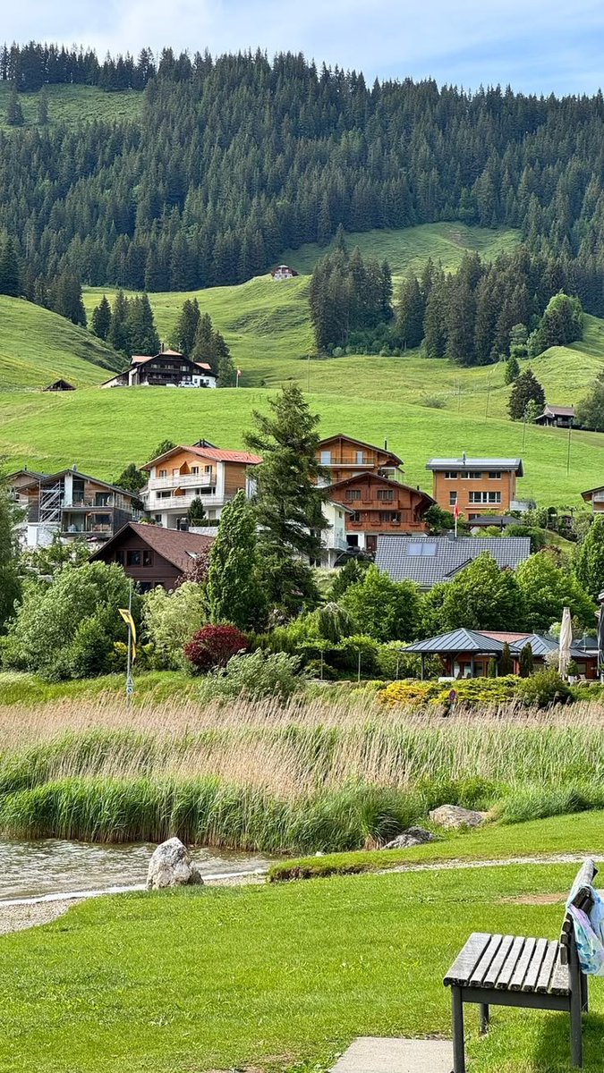 echoesofworld's tweet photo. Switzerland https://t.co/mVAuLFuEIA