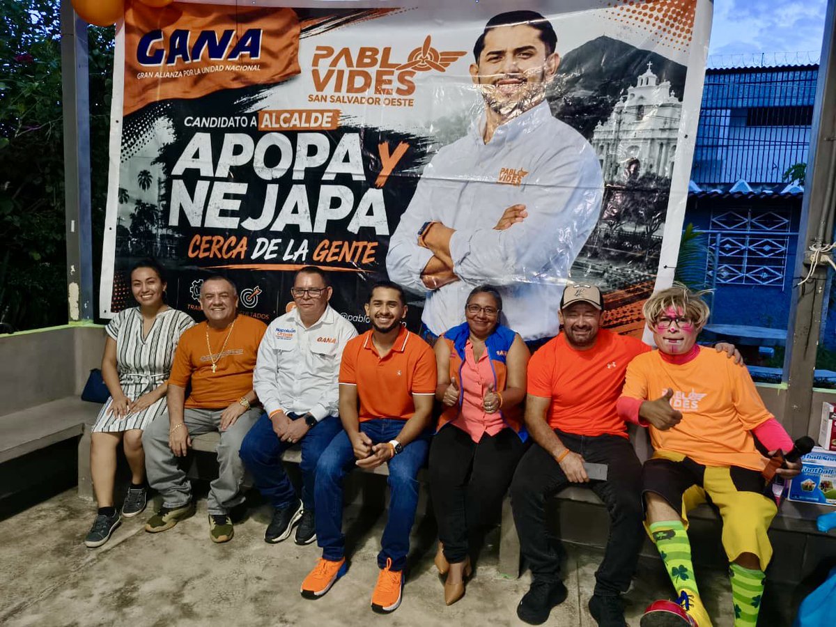 GGallegos24's tweet photo. Esta tarde sostuvimos una reunión con parte de nuestra estructura en el municipio de San Salvador Oeste, preparándonos para la inscripción de nuestro candidato a alcalde, @PabloVides_, y su Concejo Municipal. https://t.co/FQNEAaQu9i