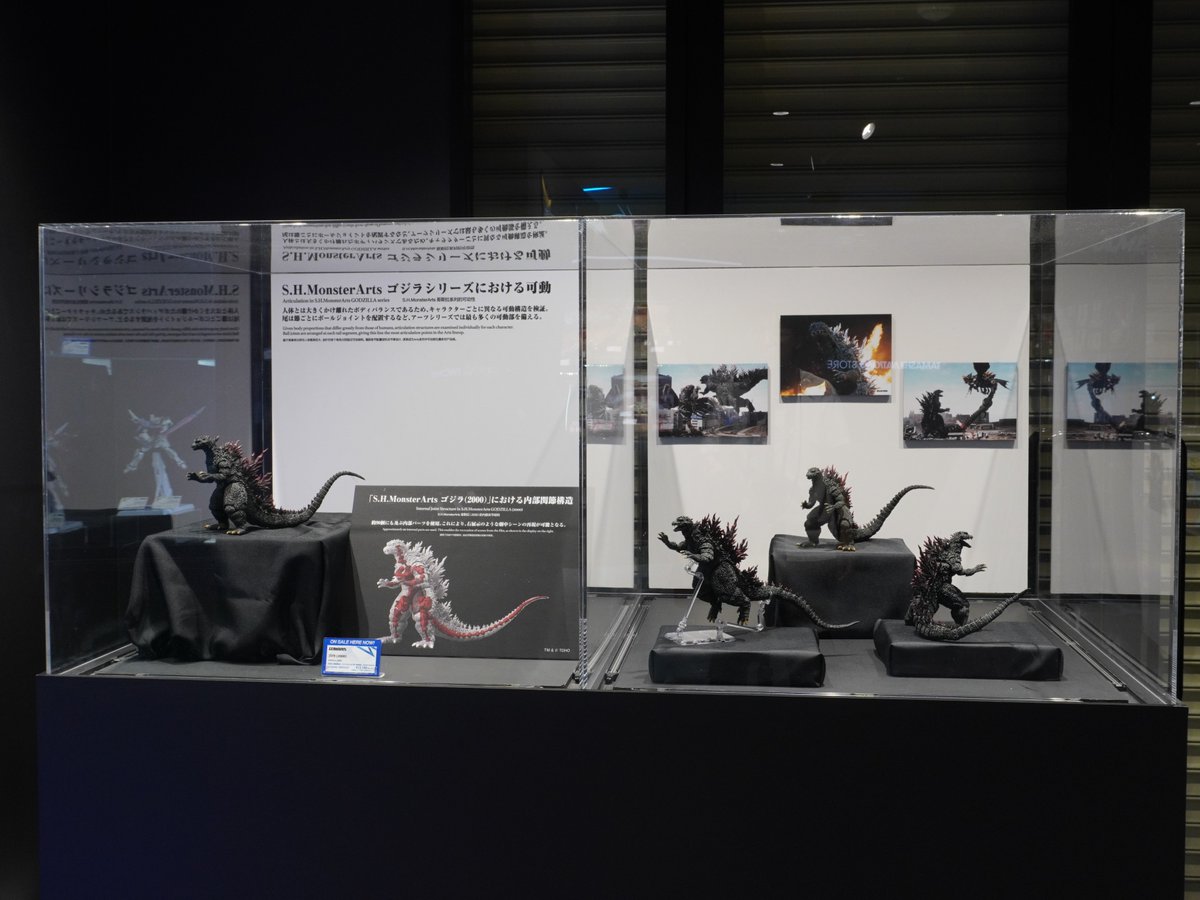 tamashii_tnt's tweet photo. ◇◆TAMASHII NATIONS
LIVE ACTION FIGURE EXPO 2026◇◆
#魂ストア東京 にて開催中！
🔗https://t.co/lyx5Tl6mlx

最初のエリアでは【造形】【カラーリング】【可動】についてご紹介しています。

【可動】コーナーでは、可動についてのこだわりポイントをシリーズ作品ごとに記載。
多種多様なポージングや劇中の写真と同様のポーズなどで展示中！

是非ご覧ください👀