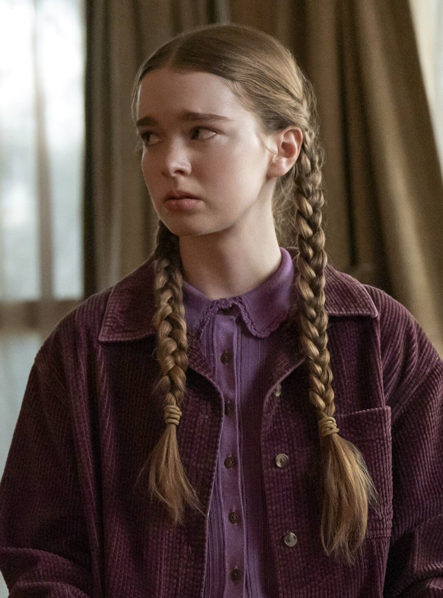 DiscussingFilm's tweet photo. Mike Flanagan tells us that he thought about his own kids when writing the ‘CARRIE’ series.

“My oldest son was about to start high school when I started working on this, so much of this was born out of my anxiety for him.” https://t.co/PiBiGG8tiI