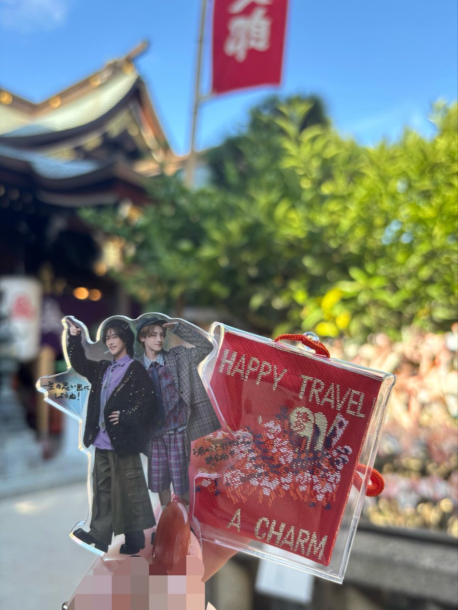 kaoric41's tweet photo. 櫛田神社お参りさせてもらいました⛩️
ロろとcHaRmが安全に帰れますように✨ https://t.co/wHgWuikWvD