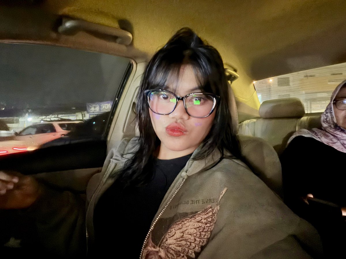 10daesies's tweet photo. 🧜‍♀️ day two

• she/her, 24 🇮🇩
• love criminology, marvel, horror movies, kpop
• i play game (a little)
• mdni please, thank you :) 
• selective fb
• need more moots to interact with, yes i yap :D

#promotwtㅤ #moothunt https://t.co/qUYXz9SLOM