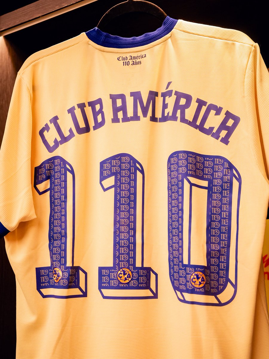 ClubAmerica's tweet photo. ¡Vestidor listo! Hoy estrenamos nuestra joya de uniforme conmemorativo 🤩🔝

#110AñosDeAmérica https://t.co/17oelc5kFE