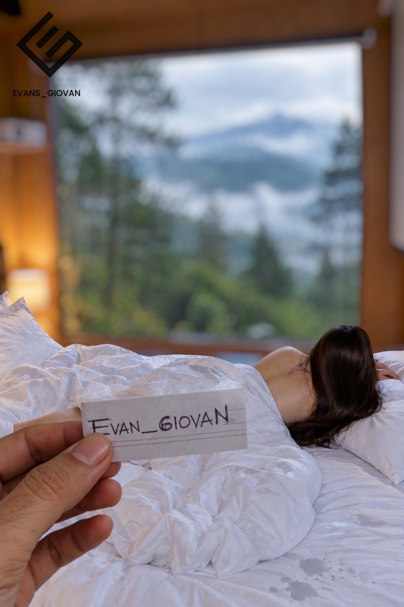 EVAN_GIOVAN's tweet photo. Maaf ya sob hanya nemeni istrimu curhat tentang kau , tp sekali lagi maaf kalau gw hilaf meniduri istrimu, apesnya gw sebelum co malah minta naik kuda sebentar ( gini sob jangan main api kalau gak ingin instrimu main api pula )

 kota batu 11 11 26, winda https://t.co/aMvCmUGFUp