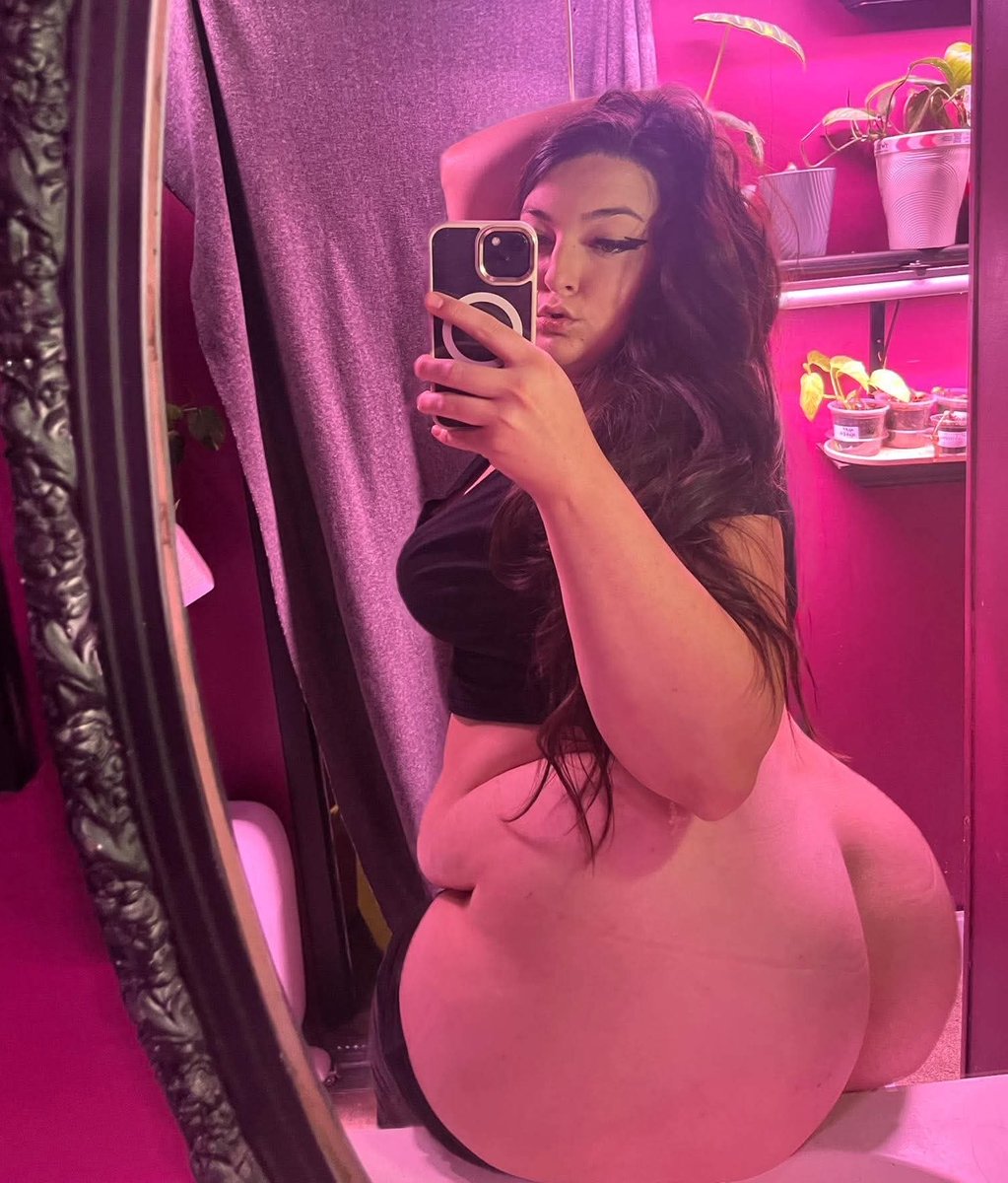 mswaterfall22's tweet photo. Is my ass too big for anal? https://t.co/sWHEpa0DSk
