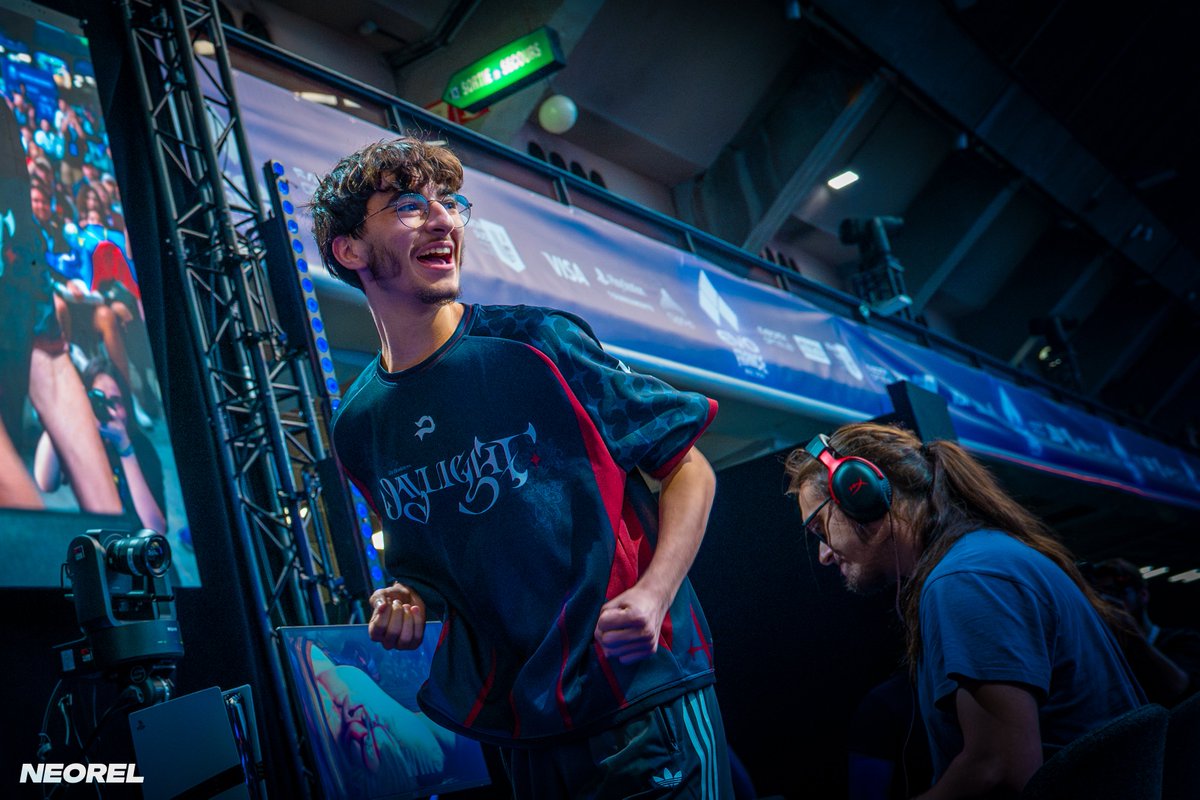 Dim_s30's tweet photo. Top 25 à l'EVO Nice 🔥🥹

Meilleure perf FR je suis trop fier 

J'ai fait une run de fou jusqu'au JP de Tokido qui m'a juste éteint mdr

Merci à tous ceux qui m'ont soutenu et @DLTEsport https://t.co/ogS3aOHDVI