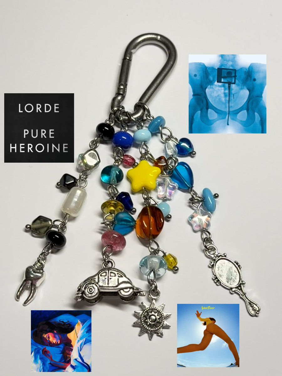 braceletladyy's tweet photo. doing another giveaway!! 

one winner will recieve a custom carabiner or bracelet! 

to enter:
-follow me + rt
-reply with something i should make!!

ends the same day as my next drop, 10/24!! https://t.co/yzs9HXMxxk