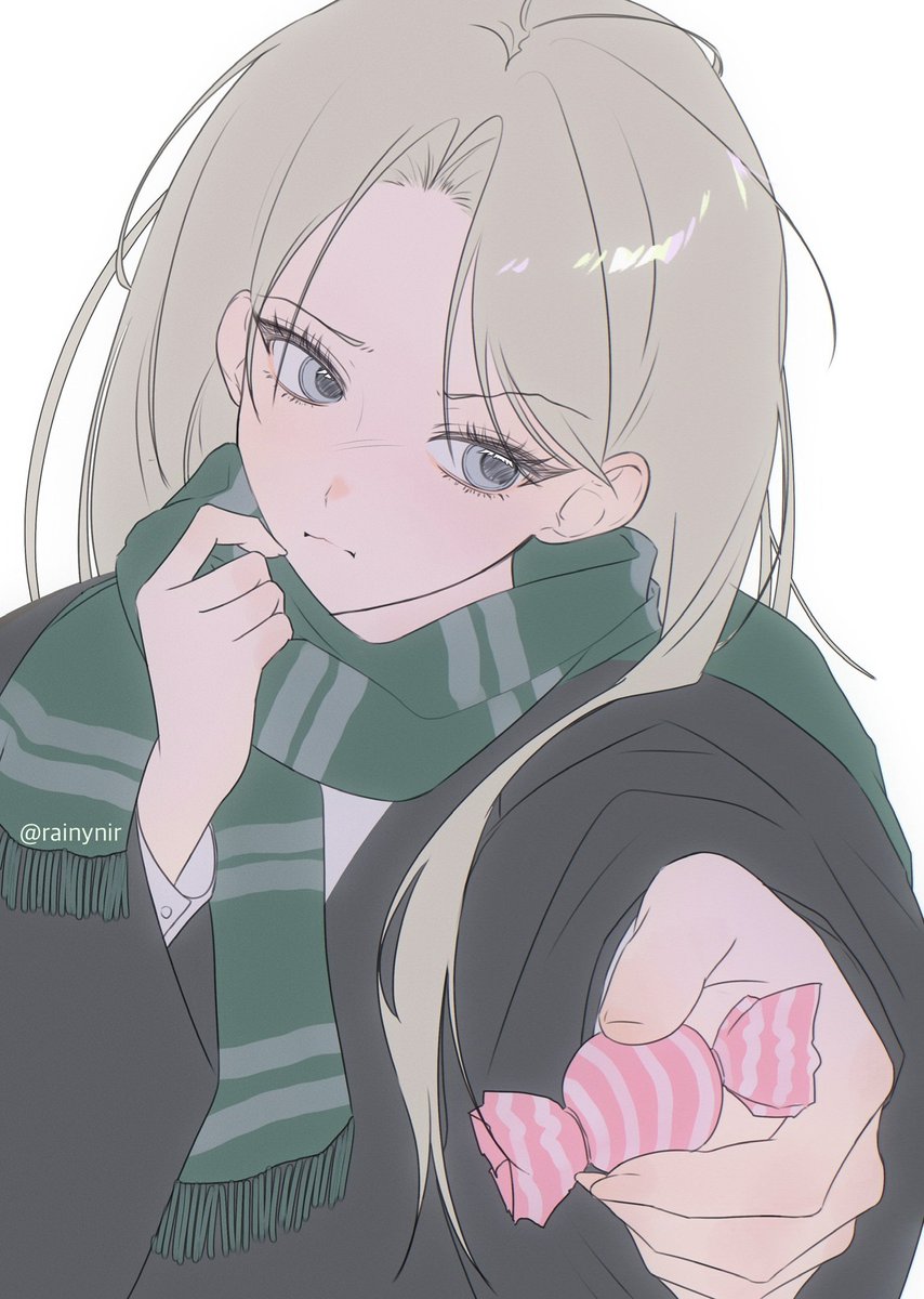 rainynir's tweet photo. #Malfoy

"It just... a candy." https://t.co/xynaTLL9sB