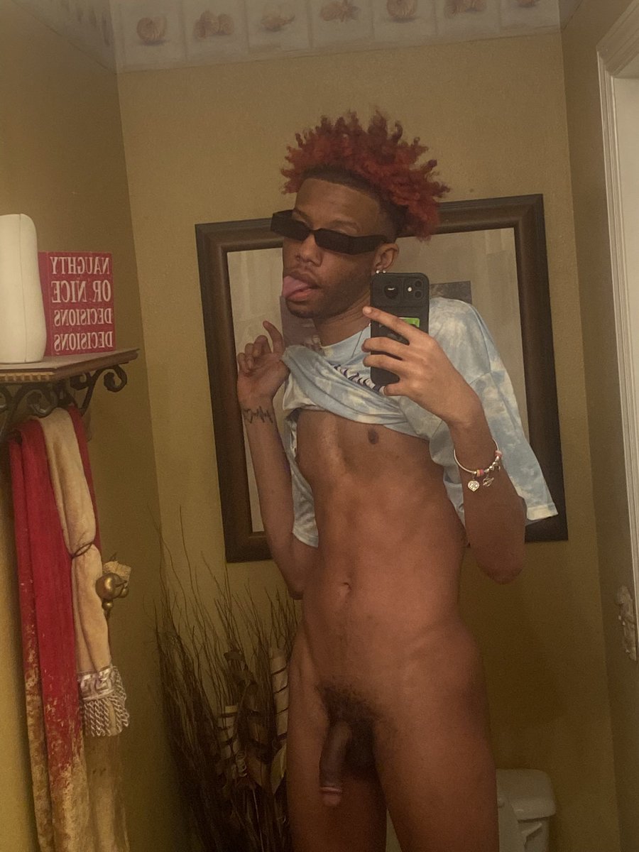 theFLFreakalik's tweet photo. 6’7 🤷🏽‍♂️ https://t.co/TE8cwhMmlF