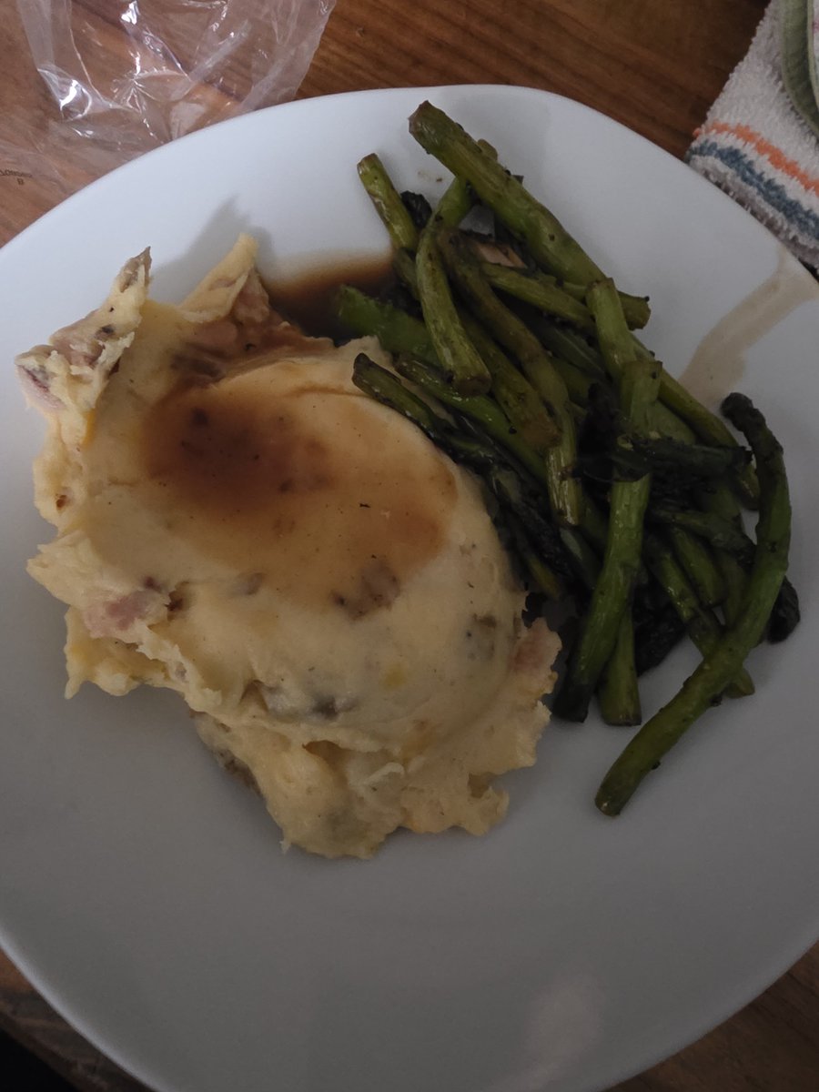 CagedBun69's tweet photo. Alright. Put em on the plate. https://t.co/HS8TTdJkyY