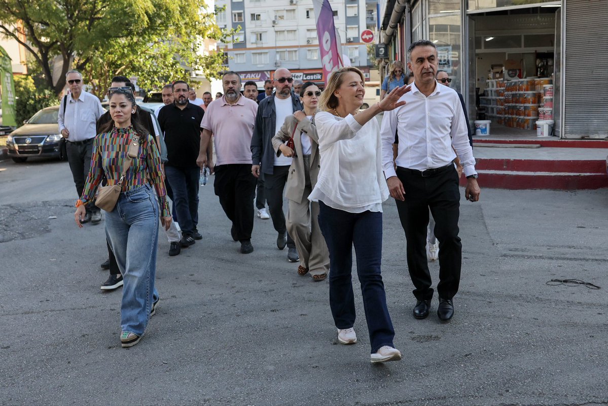 haticeoztr tweet picture