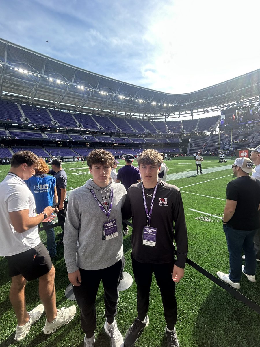 Jakeflem3's tweet photo. Thank you @PetersNUFB @Coach_Mulford and @NUFBFamily for inviting me to the game. Had a great time at Ryan Field. Go Cats!
@jerryneuheisel @CoachFitzFball @RedHawkFB @pdunne4200 @AllenTrieu @247recruiting https://t.co/AAI7dlzGR0