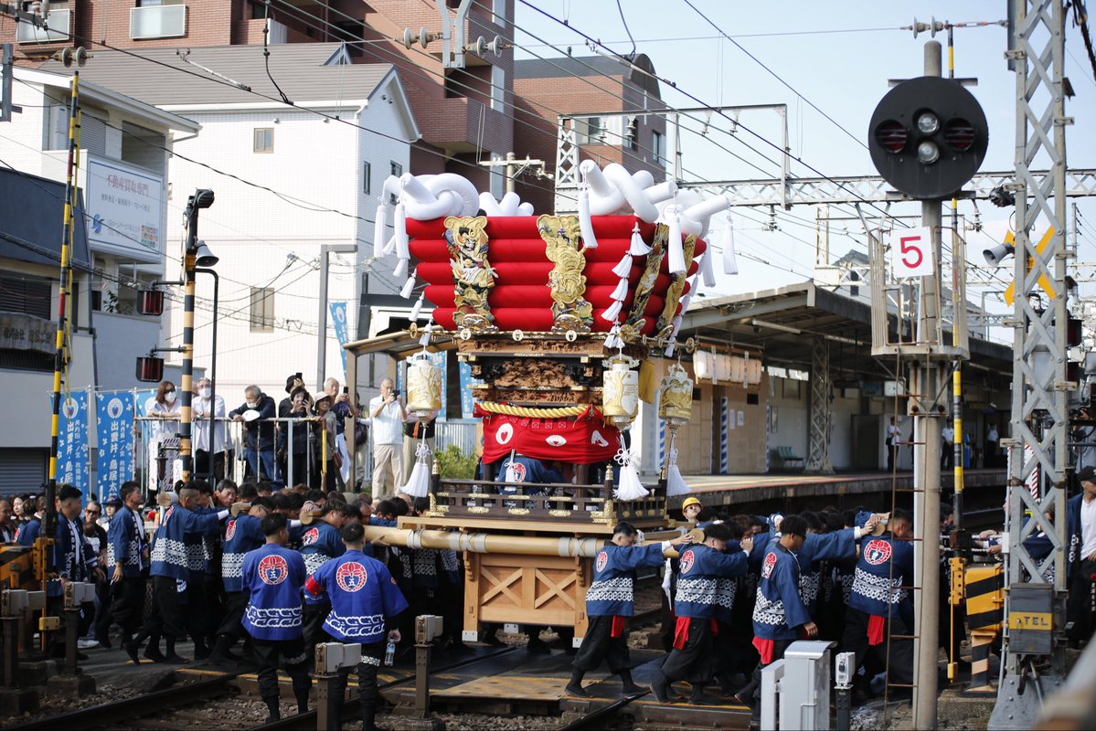 massan_313's tweet photo. 枚岡神社の秋郷祭に行きました

#枚岡神社秋郷祭　#ふとん太鼓台 https://t.co/cdC51am0G1
