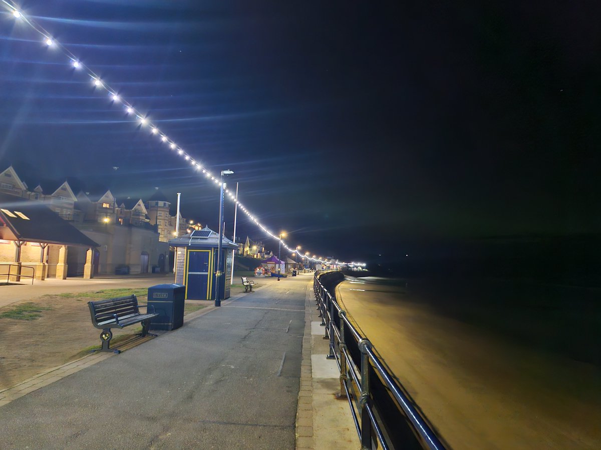 CreativSam2's tweet photo. I went in search of the aurora.🤩
'My God! It's full of stars!' - 2001 Space Odyssey
Photography credit : @CreativSam2
#aurorawatch #Northyorkshire #Photography #Filey https://t.co/cUxErkRNq4