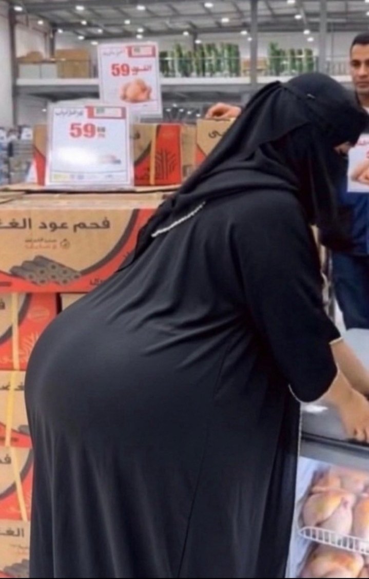 ssma4746's tweet photo. نبي سواق محترم و سواقته زينه الوالده
اهم شي عنده طوله بال لانها تطول بالسوق تدقق على كل شي قبل تشتريه 
سناب emeee_ss 
https://t.co/HFxhSnAWsw https://t.co/pUTXjBmwPW