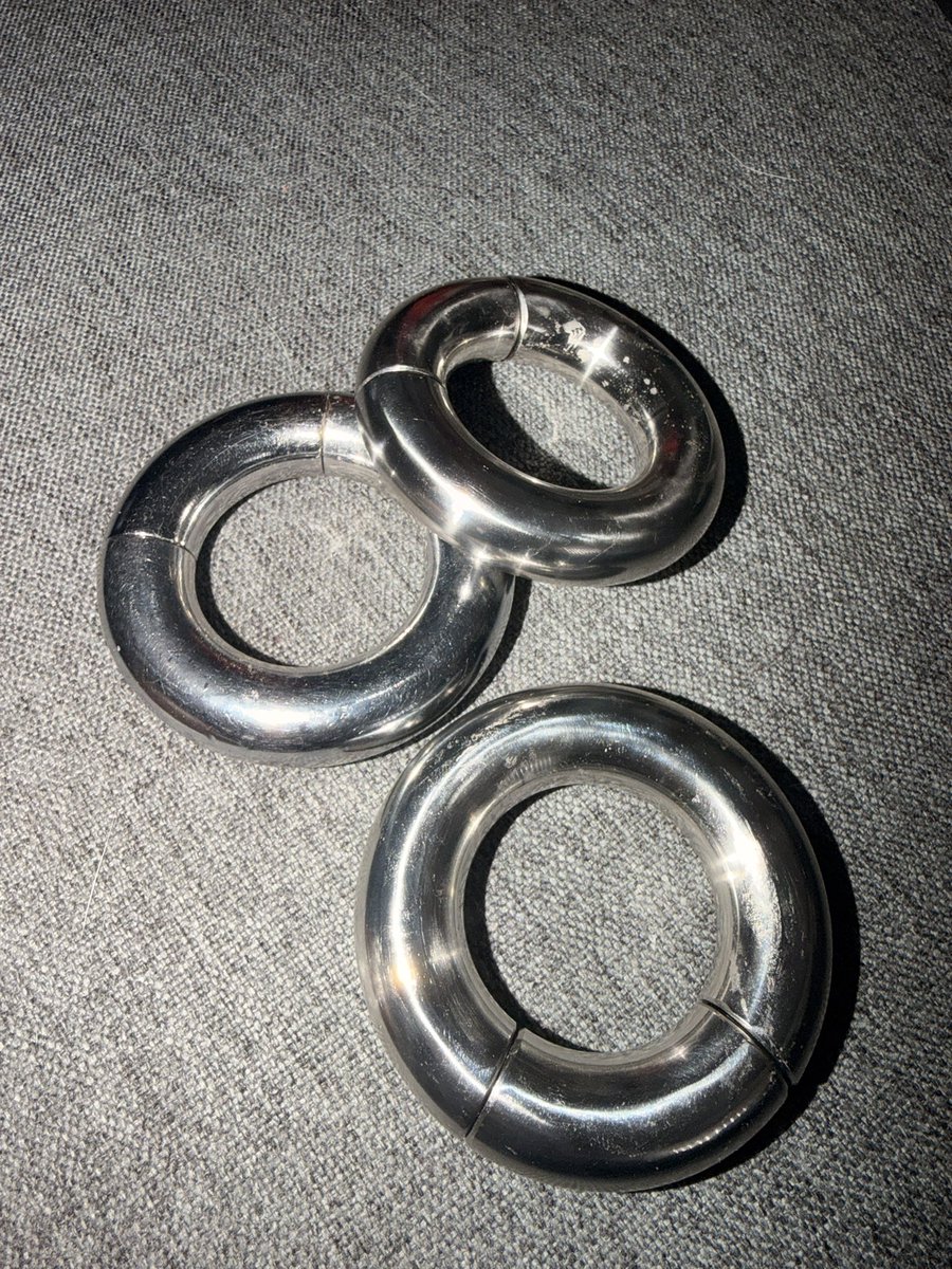 KinkofSole's tweet photo. Added two more to the stash; imagine the pull of all three in your balls. #ballstretchers #mrsleather https://t.co/JFw50279er