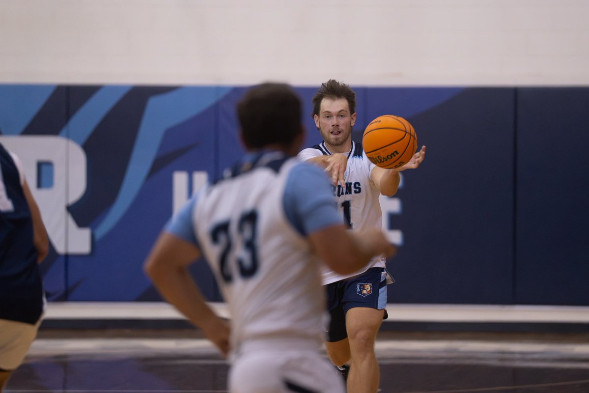 BJUBruinsMBB's tweet photo. One of our favorite days of the year: Alumni Day! https://t.co/i8wv045NOE