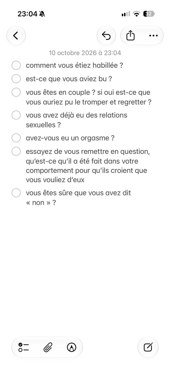 esssnea's tweet photo. le 17 octobre c’est pour quand j’ai porté plainte pour viol, voilà les questions qu’on m’a posé dans l’ordre, ça contre 1 question sur mes agresseurs pour au final me dire que pour mon bien ils allaient pas envoyer ma plainte parce que c’était peine perdue https://t.co/M8QfrLVi43