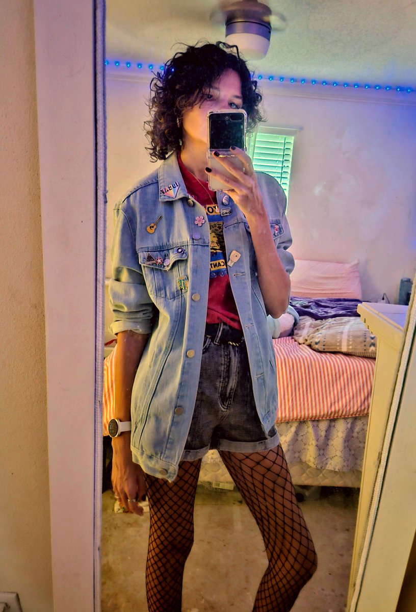 nbdytxt's tweet photo. tn look,  do i pass the vibe check https://t.co/p87lmD8wVG