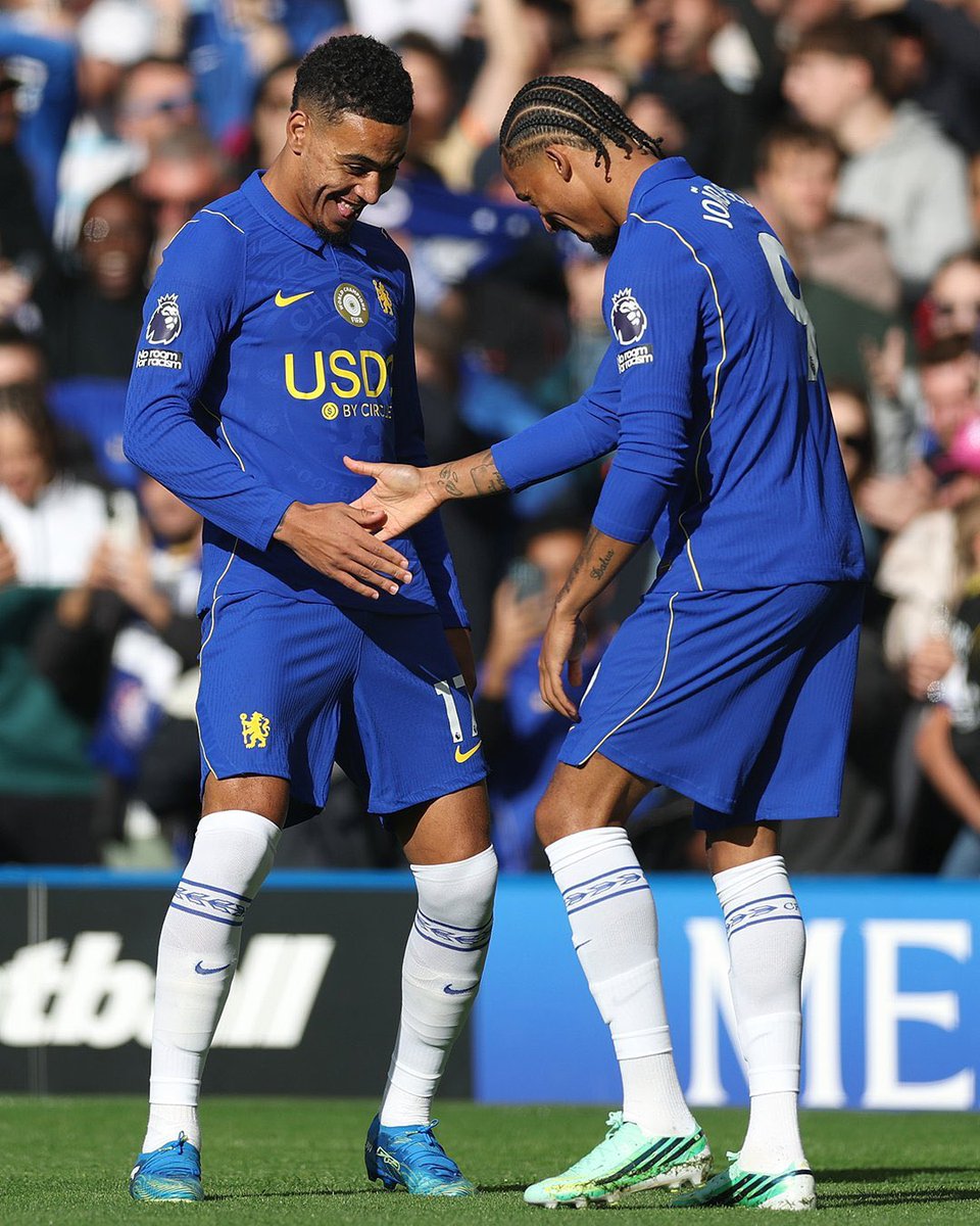 Josepintor80451's tweet photo. 🔵 Chelsea 5–1 Bournemouth!

Jordan Henderson marked his home debut with two goals and an assist—and made sure the crowd heard him. 👂🔥 João Pedro added a brace as Chelsea put five past Bournemouth. ⚽⚽

Who was your player of the match: Henderson or João Pedro? 👇

Source: @ChelseaFC