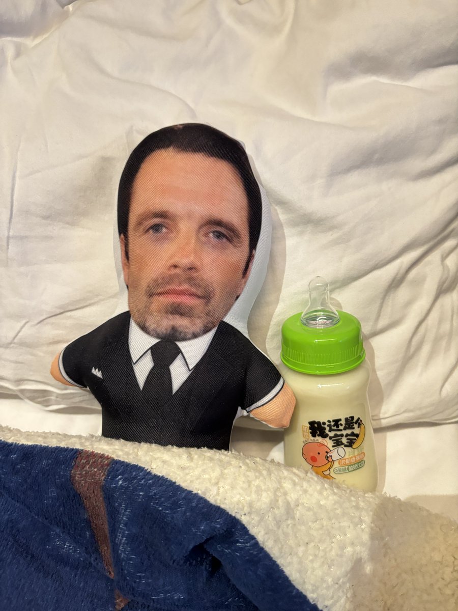 rckbucky's tweet photo. baby nap time 😴🍼 https://t.co/PD8wxmuKp8