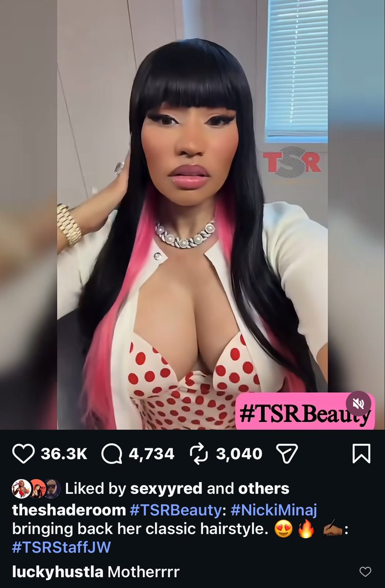ReinaZolanski's tweet photo. The comment section are EATING THIS LOOK UPP 🤭 the shaderoom tried it https://t.co/acl55PeR9Y