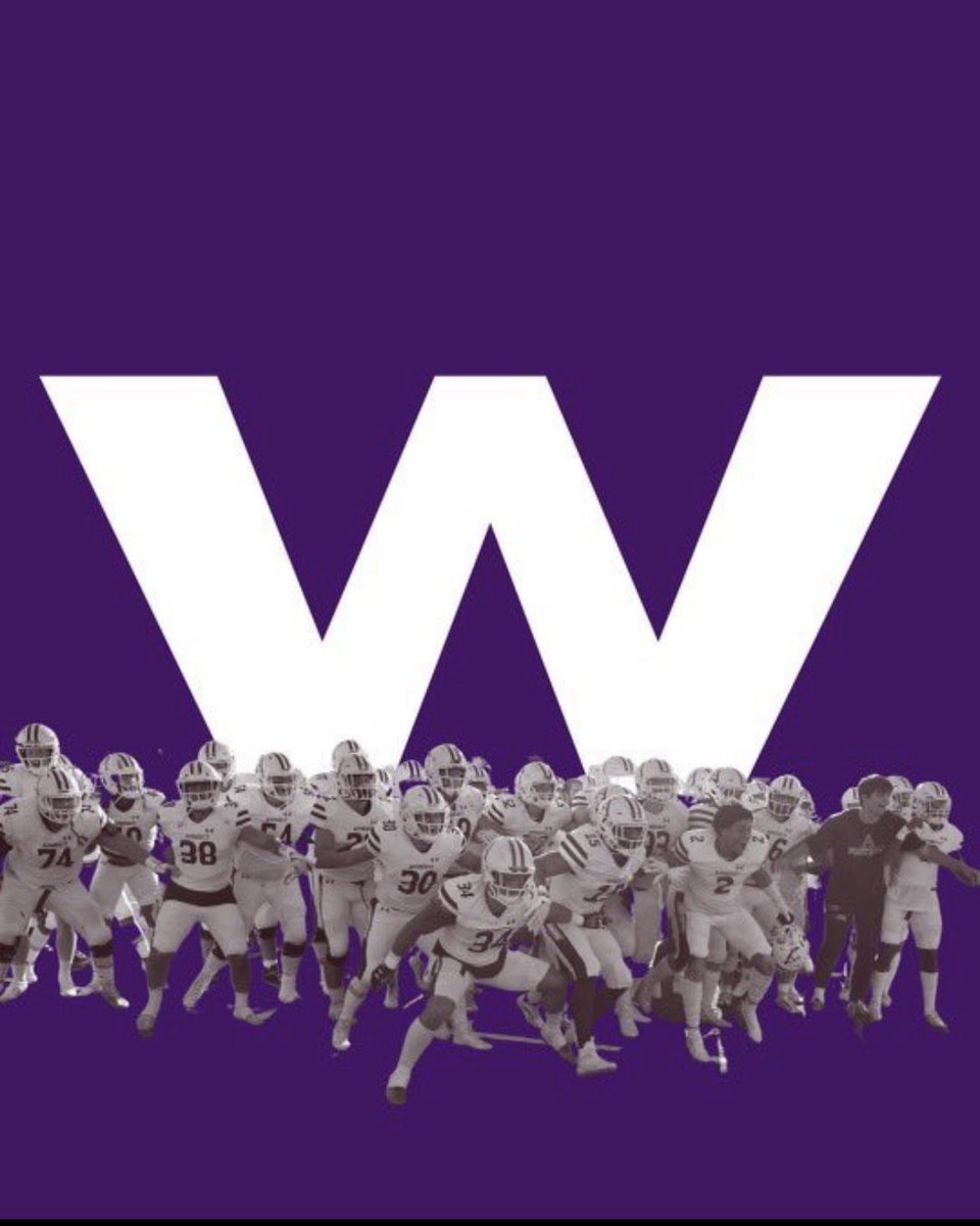 AmherstCollFB's tweet photo. AMHERST WINS!!!
Amherst 23
Middlebury 22

#CRANKIT #TEAM145 https://t.co/47yCsOwldv