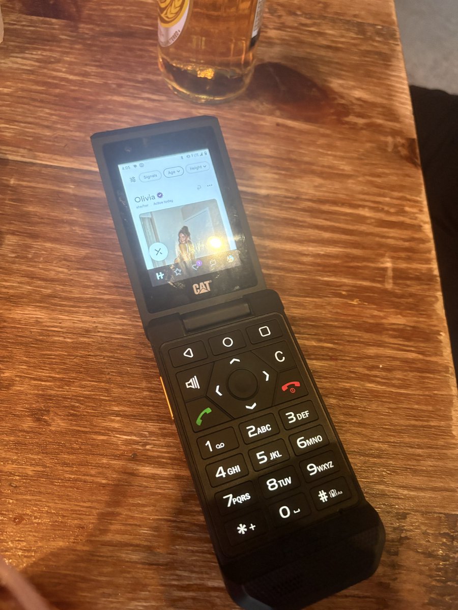 bumperstilskon's tweet photo. Buddy pulled this out at the bar https://t.co/qSVW6ZP3GA