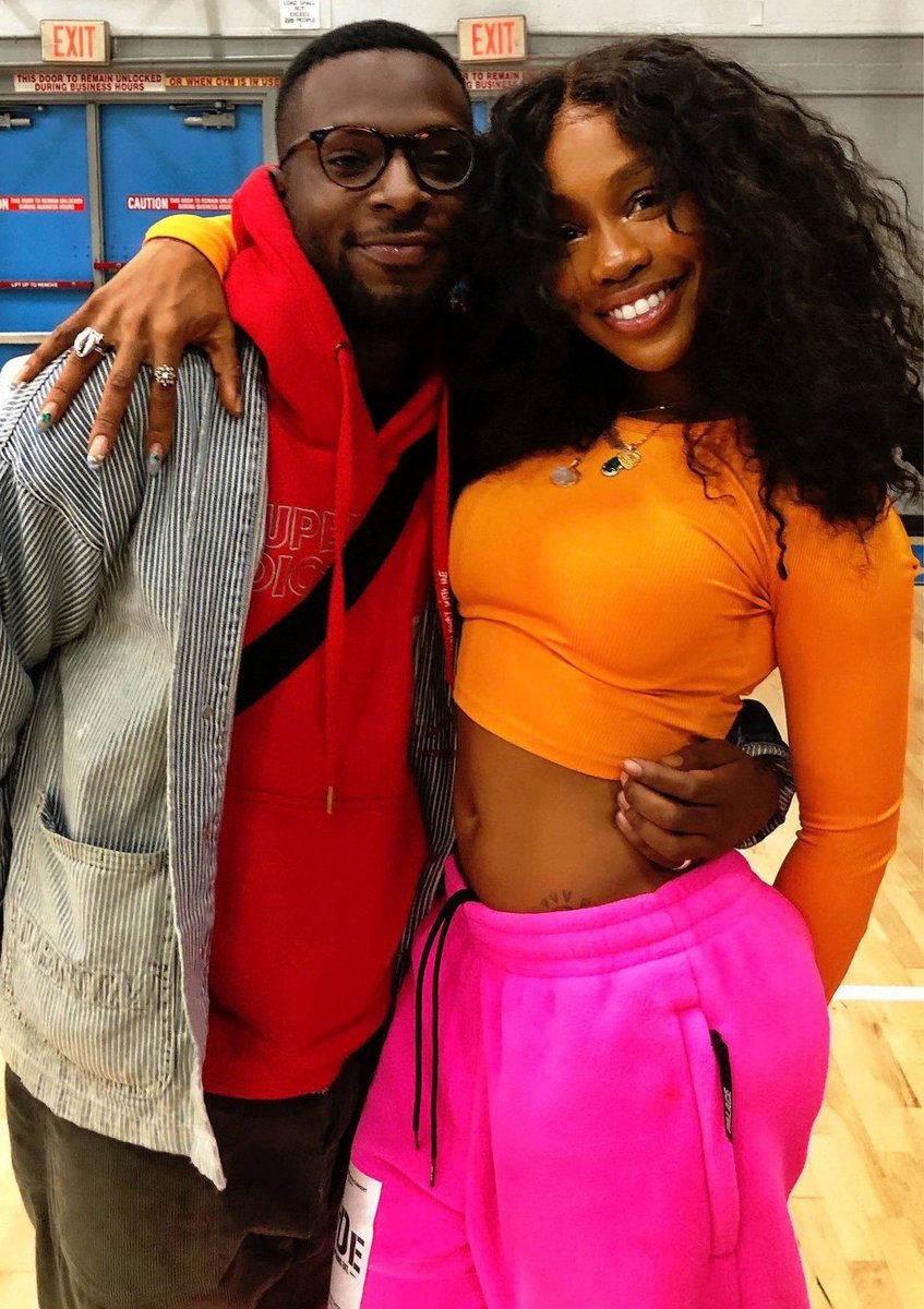 nfr_podcast's tweet photo. Isaiah Rashad says he’s open to making a collab album with SZA 👀

Their collabs over the years:

• SCORE
• BOY IN RED
• WARM WINDS
• RONNIE DRAKE
• WEST SAVANNAH
• HAPPY BIRTHDAY
• STUCK IN THE MUD
• PRETTY LITTLE BIRDS https://t.co/KeaSD5ALae
