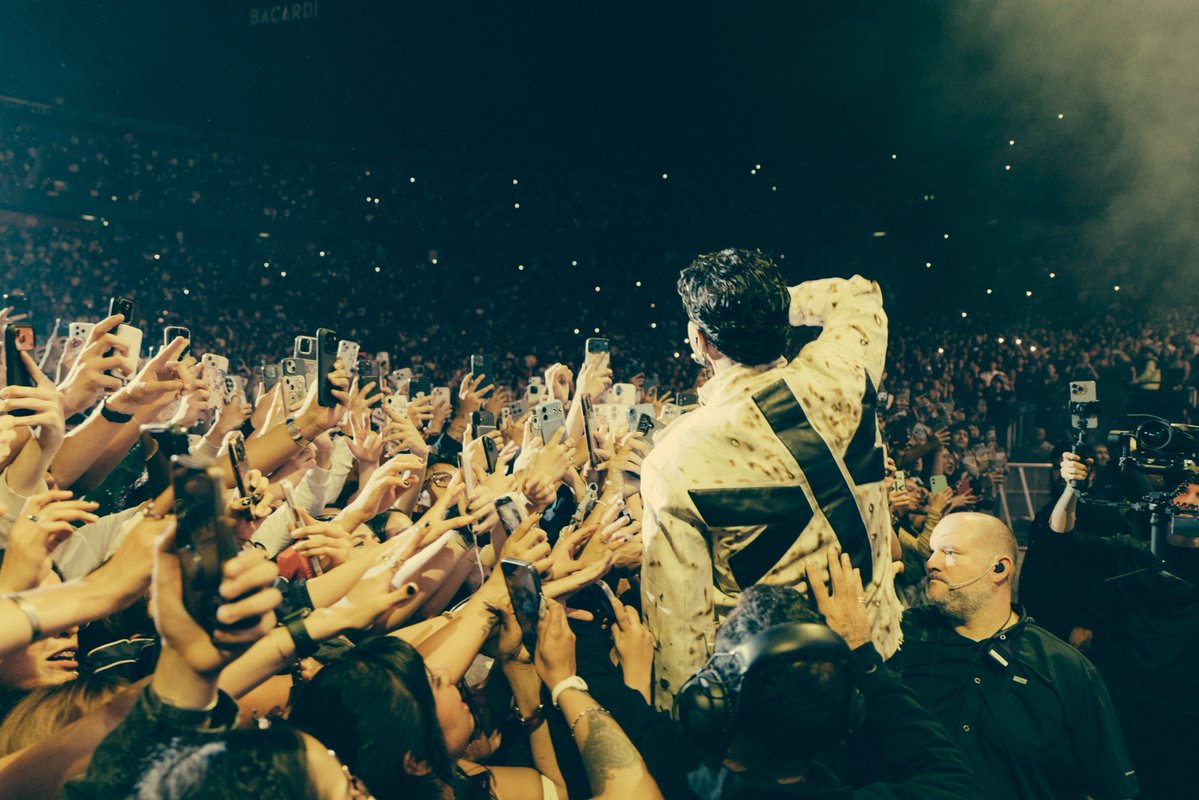 yoAlvaroDiaz's tweet photo. GRACIAS CDMX
MI PRIMER PALACIO 1/3 FUE UNA LOCURA
GRACIAS POR CANTARLAS TODAS
HOY REPETIMOS Y MAÑANA
🫂🇲🇽
22/37 https://t.co/fmbGZGyKhC