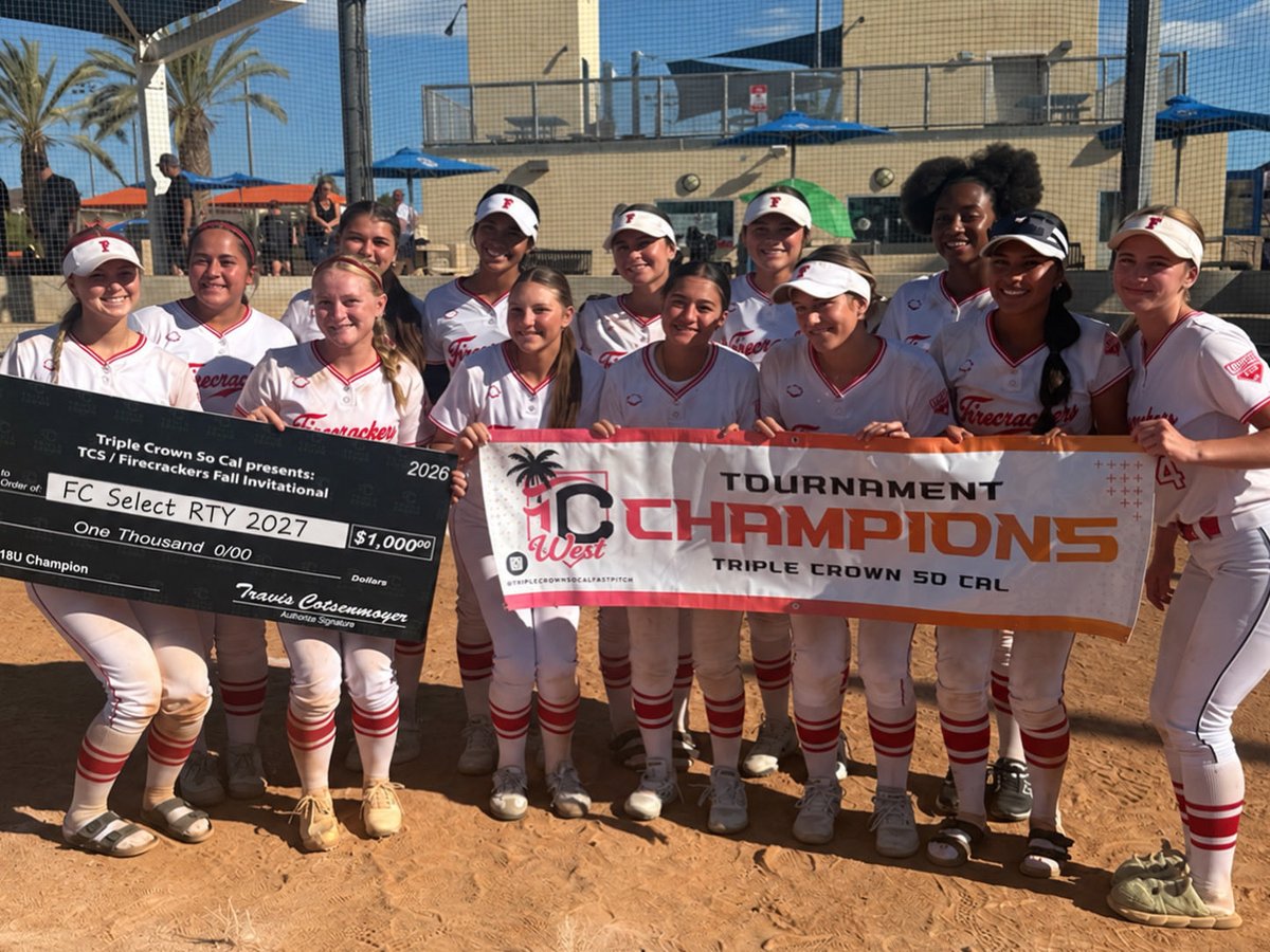 AddisonBrown27's tweet photo. Second weekend back TCS Firecrackers Fall Invitational Co-Champions🥇So proud of my team and how we competed this weekend.  We are just getting started🧨🧨🧨

#Committed #classof2027 #2027pitcher #Godsplan https://t.co/1UTJWDrq6R