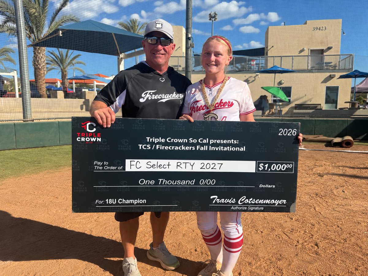 AddisonBrown27's tweet photo. Second weekend back TCS Firecrackers Fall Invitational Co-Champions🥇So proud of my team and how we competed this weekend.  We are just getting started🧨🧨🧨

#Committed #classof2027 #2027pitcher #Godsplan https://t.co/1UTJWDrq6R