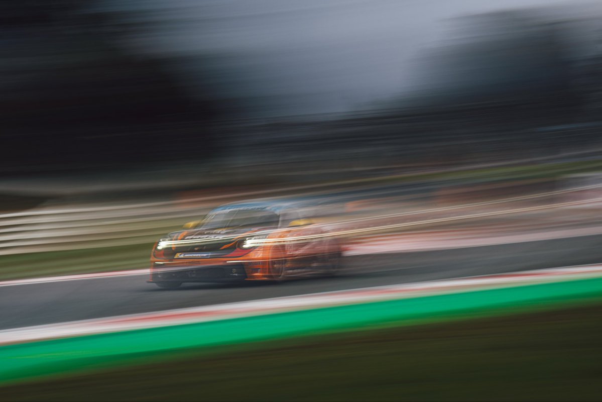 teamparkeracing's tweet photo. And just like that, there’s one day left of the season. 

The whole team has been giving it their all and we couldn’t be prouder of everyone’s hard work and dedication throughout the season. 

One final day together to give it everything we’ve got. 

#TeamParkerRacing https://t.co/W5Sks7DoMT