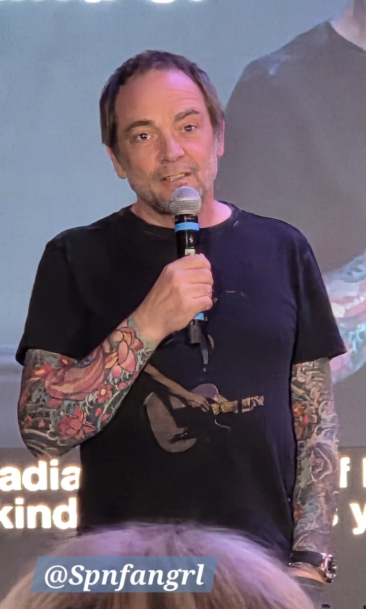 spnfangrl's tweet photo. @Mark_Sheppard growling at us and sharing his love of our little show and the #SPNFamily. 💜

#SPNVAN https://t.co/MZ49yue9l4