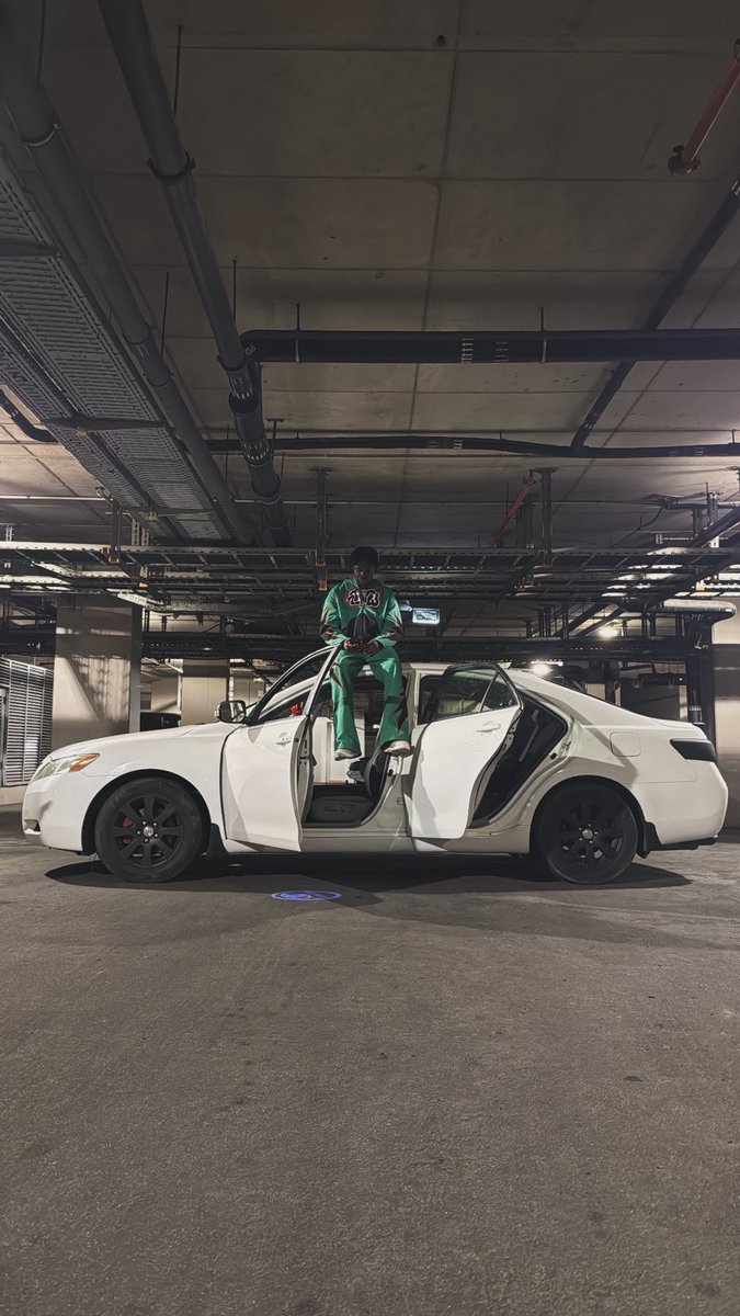 mikido_'s tweet photo. Thank You lord 🙏🏽 hustle don de pay https://t.co/XXAeZt9Ol2